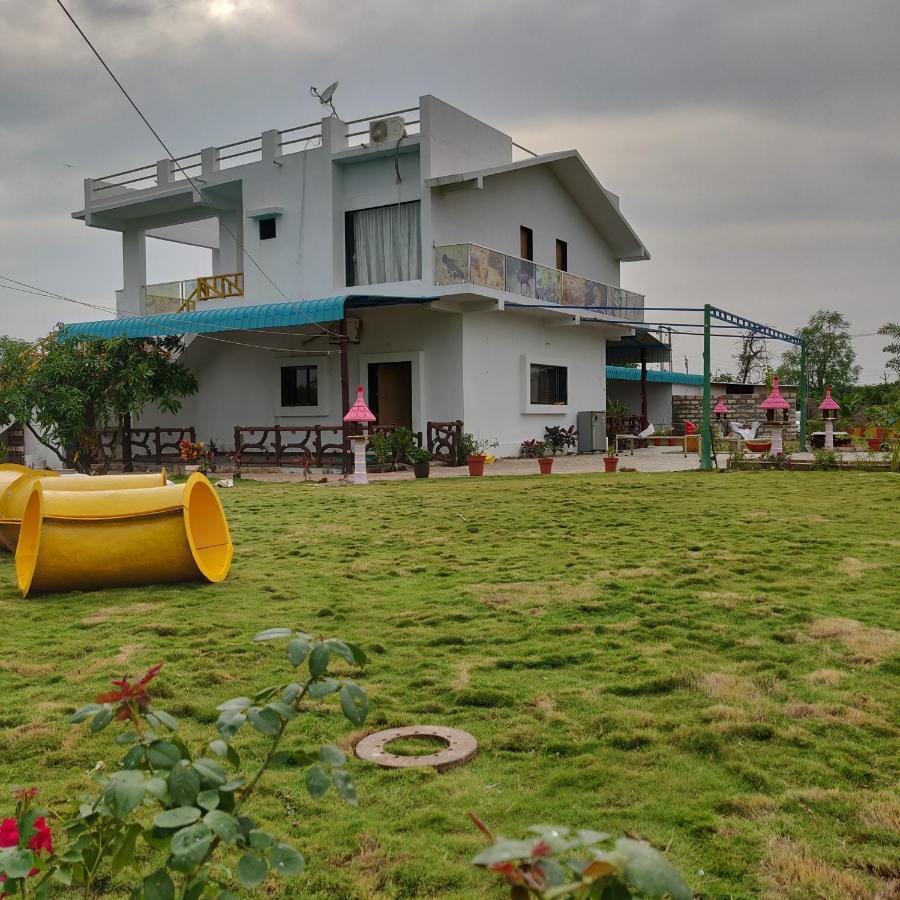 Houbara Resort Sasan Gir Exterior photo